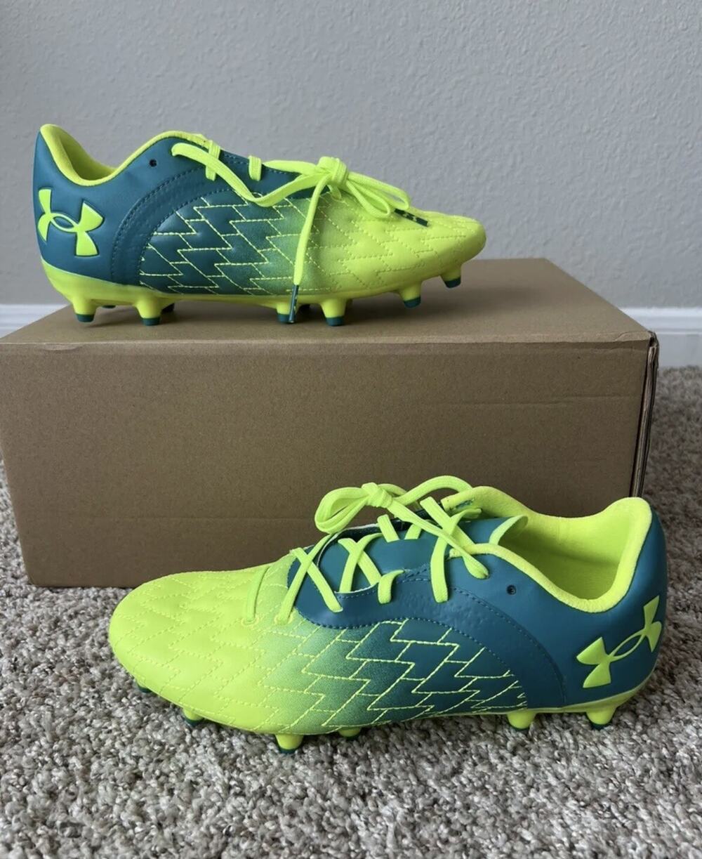 Under Armour Magnetico Select 2.0 Leather Soccer Cleats Sz 9.5 Men’s 3025642-300